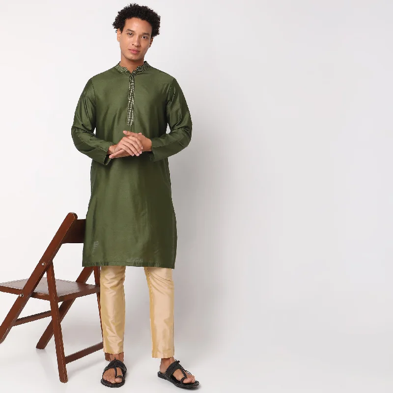 Regular Fit Solid Kurta