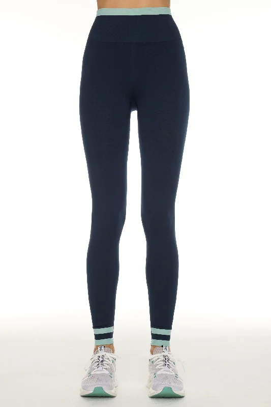 Form Seamless Midi Pant - Navy