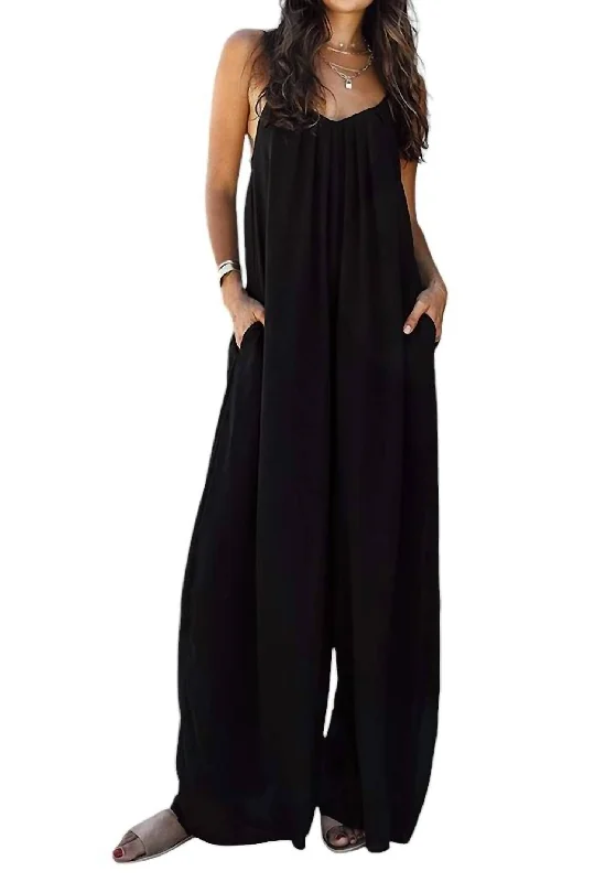 Pleated V Neck Jumpsuit Side Pocket In Black