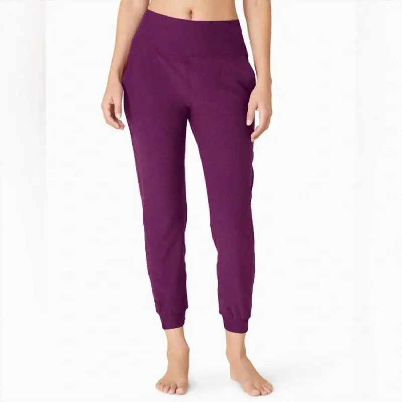 Spacedye Midi Jogger In Aubergine Beet